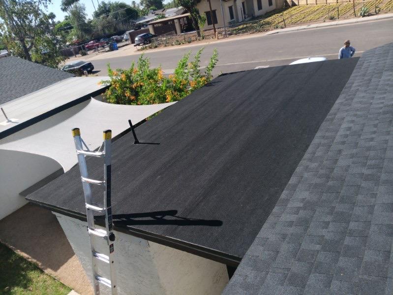 Black Roofing Image